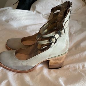 Brand new freebird shoes size 9